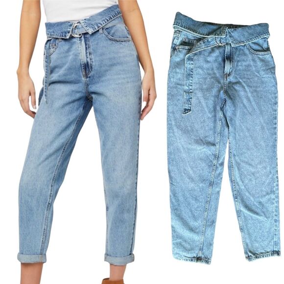 GUESS Reda Size 27 Fold Over High Waist Straight Mom Jeans Belted Medium Wash - Picture 1 of 10